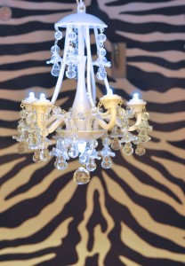 LockerLookz Locker Chandelier