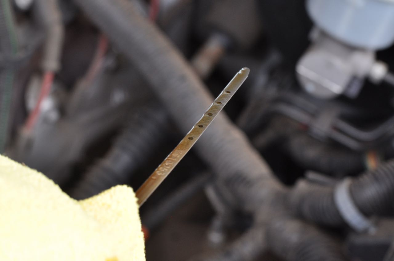 How to Change the Oil in A Car Make Life Lovely