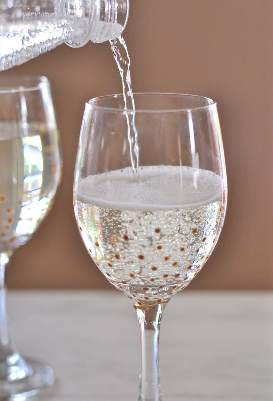 DIY Gold Painted Glasses with Sparkling Water Make Life Lovely