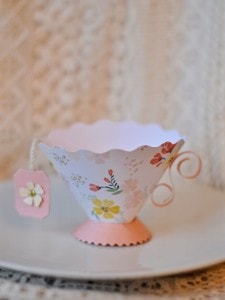 Paper Teacup with Sizzix Brenda Walton die