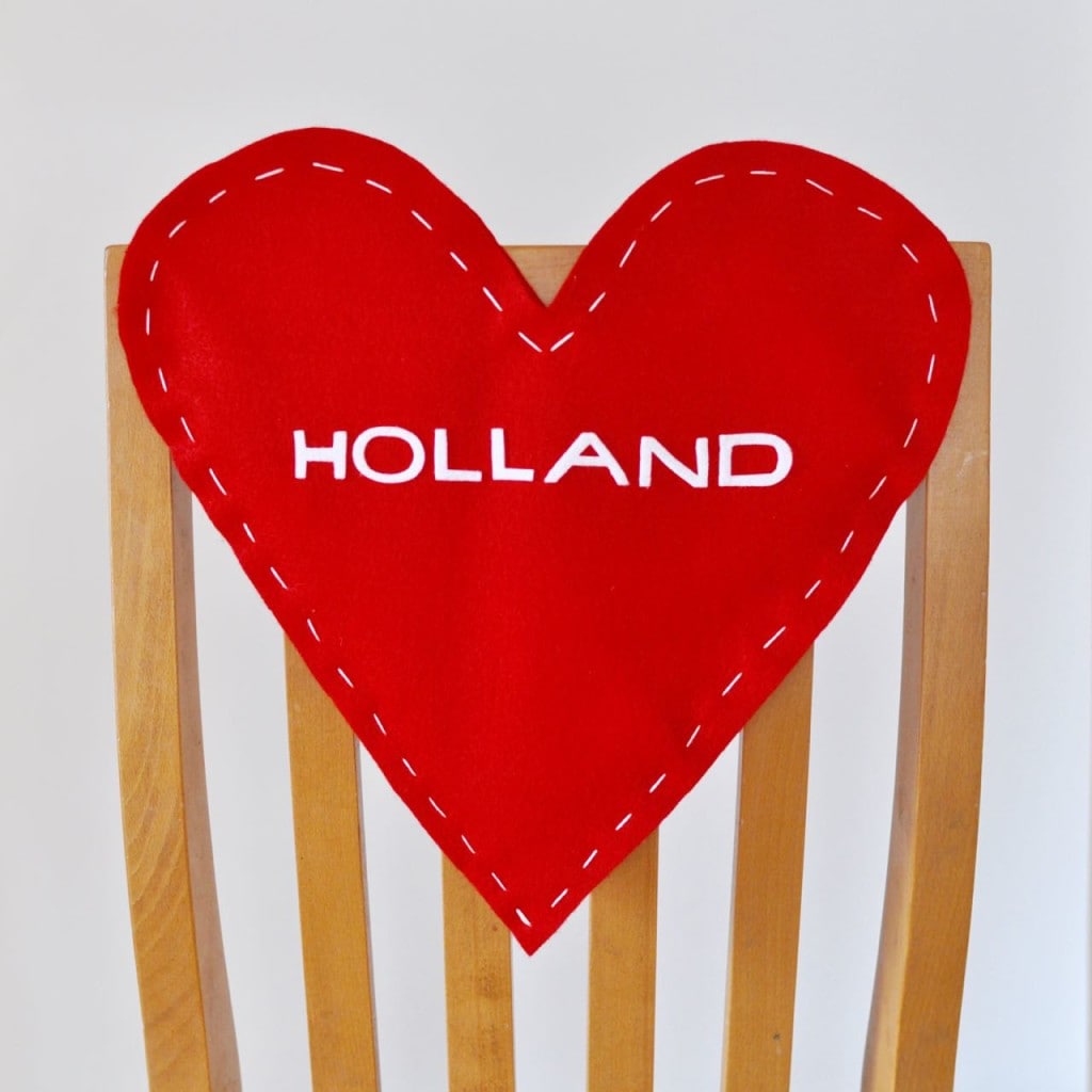 Valentine's Day Chair Backer DIY