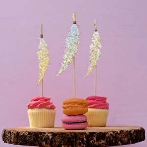 Gold feather cupcake toppers DIY with Sizzix