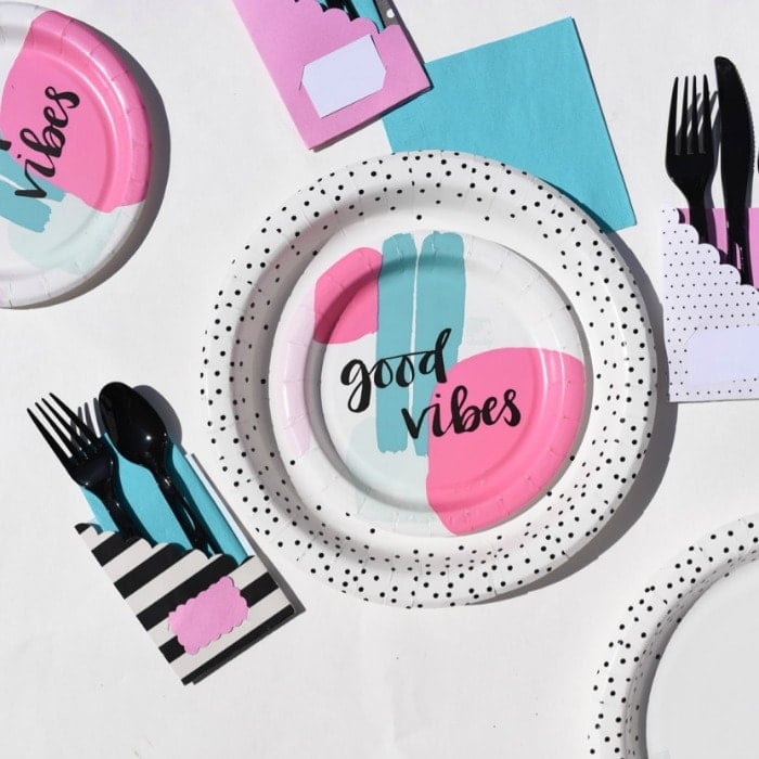 Paper Utensil Holders Make Life Lovely