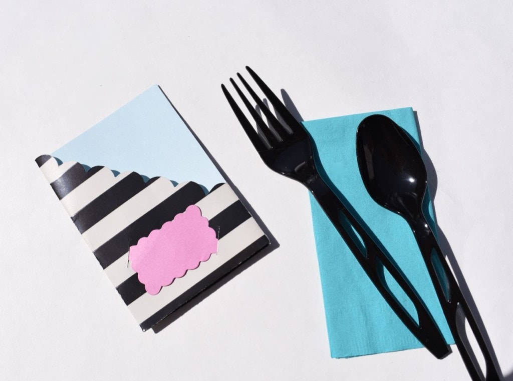 Paper Utensil Holders Make Life Lovely