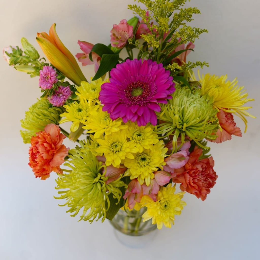 Grocery store flowers hack. How to make a flower arrangement from