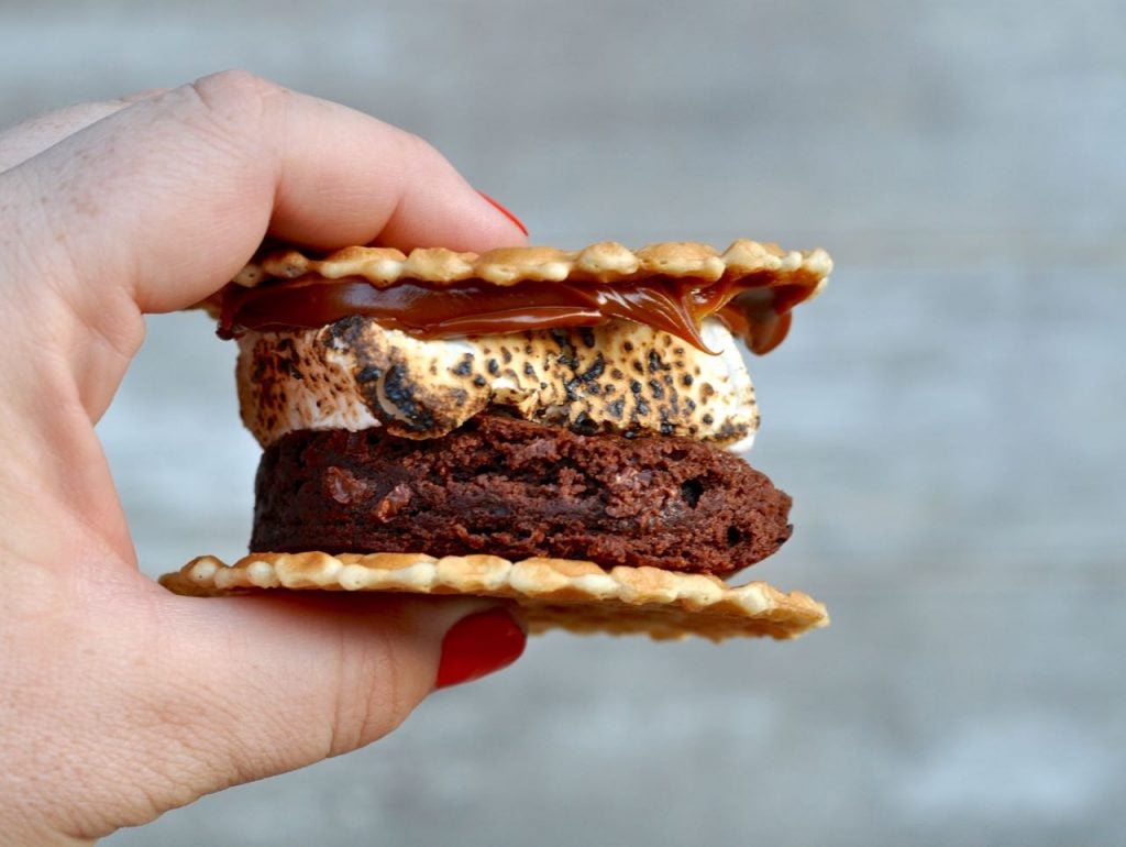 Brownie Dulce de Leche S'mores 