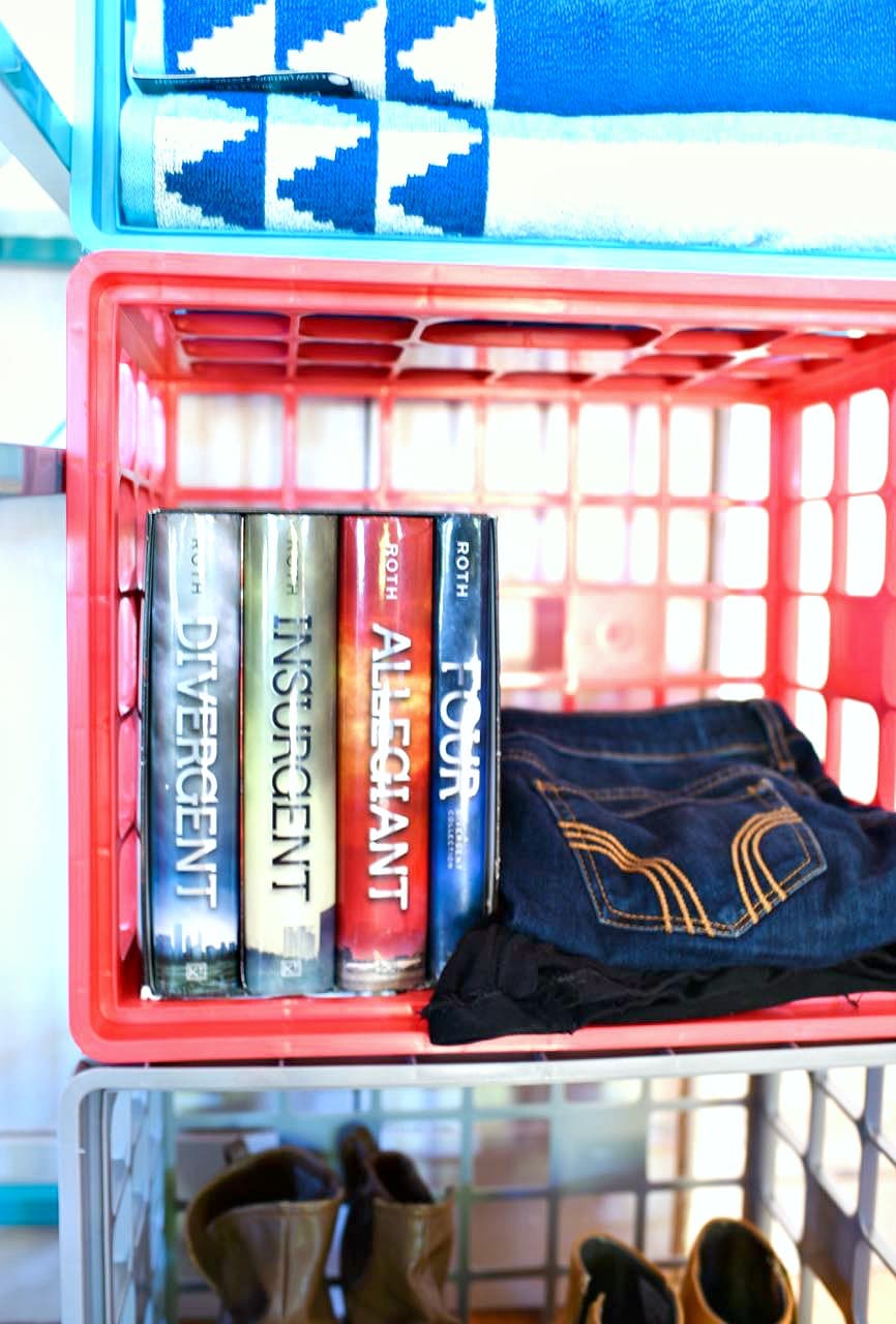 dorm shoe storage on 7 Ways To Personalize A College Dorm Room Make Life Lovely