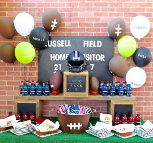 Football party table decorations and food ideas