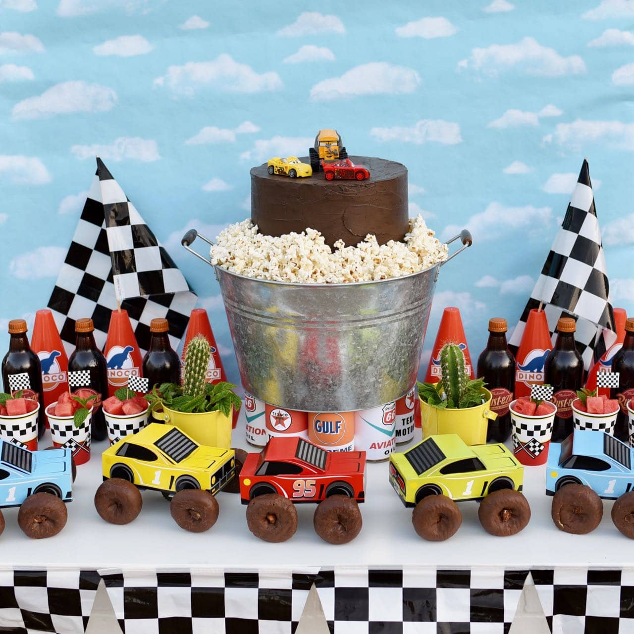 Aprender acerca 101+ imagen disney cars party Viaterra.mx