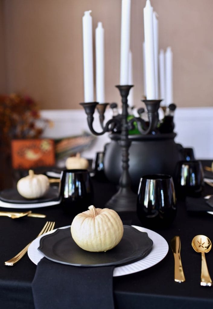 Gothic Halloween dinner party idea