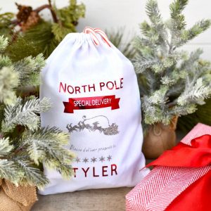 DIY personalized Christmas sack gift bag with Cricut tutorial