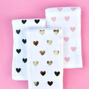 Simple DIY burp cloths with NO sewing!