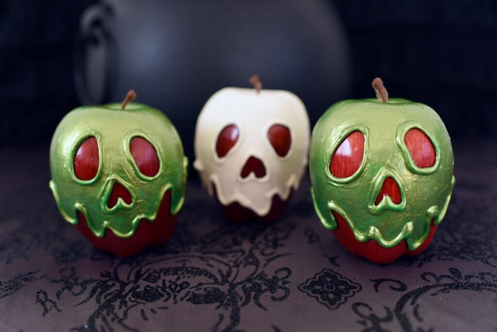 green and white poison apples