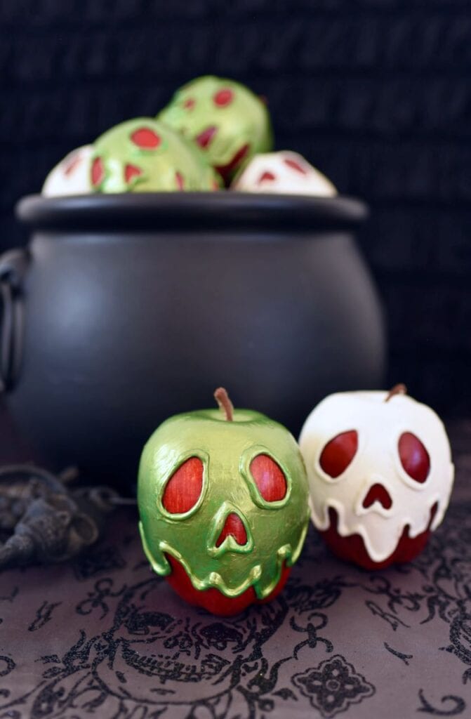 How to Make the Spookiest Snow White Poison Apple -DIY Halloween Decorations